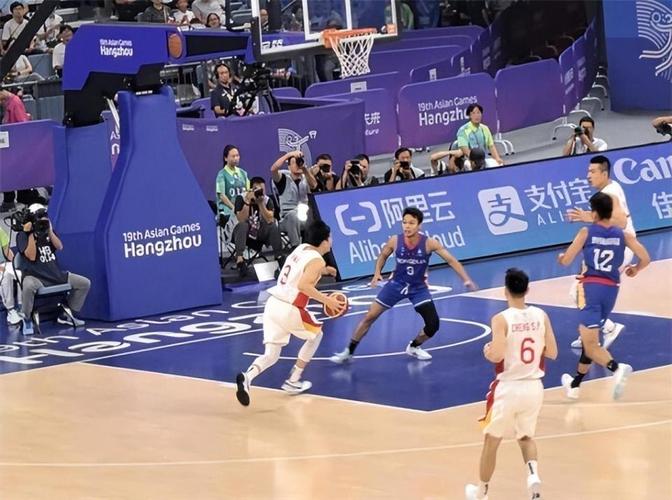 今晚中国篮球比赛直播视频