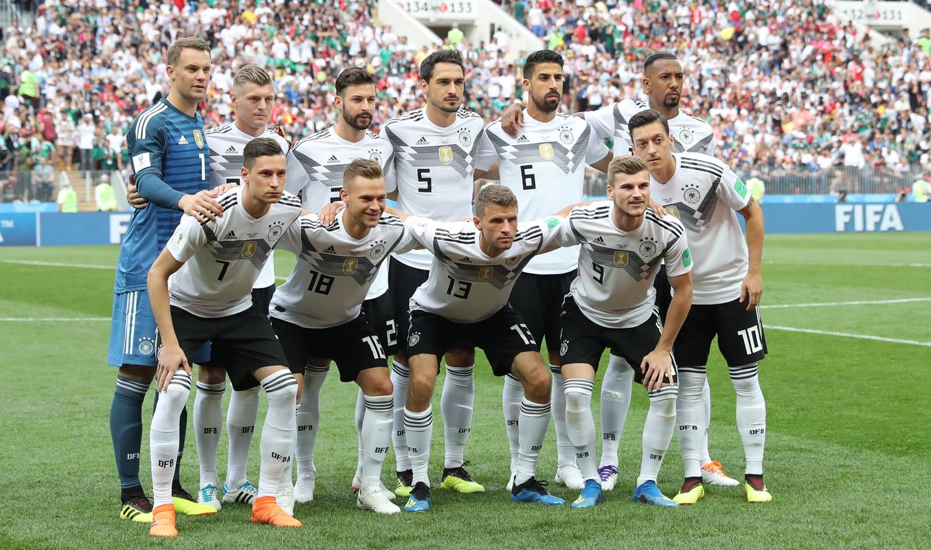 德国对墨西哥足球比赛